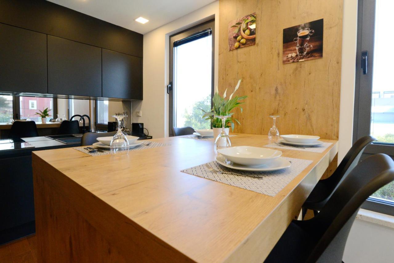 Novi Apartman Beti Blizu Plaze S Besplatnim Parkingom, Puntamika - Zadar Apartment Ngoại thất bức ảnh